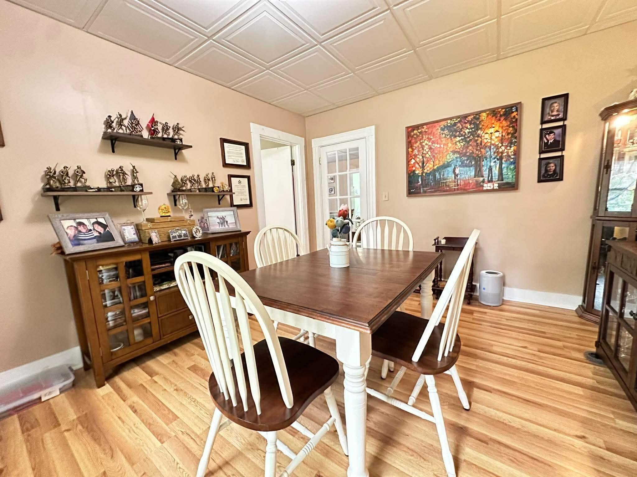4 Haskell Street, Unit 1 Auburn, ME 04210 - Photo 23 of 34 DINING