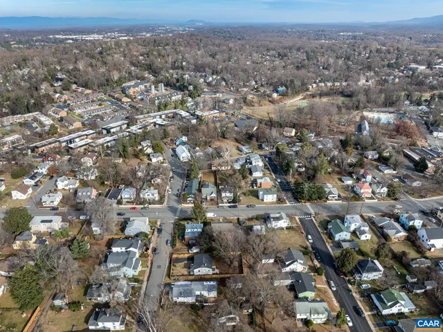 $399,000 | 504 12th Street Northwest, Charlottesville, VA 22903