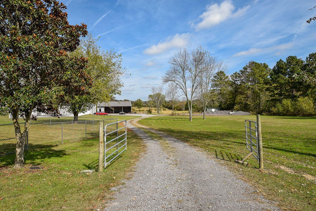 4247 Spring Place Road Southeast Cleveland, TN 37323 - Photo 8 of 60