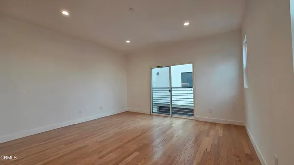 $3,995 | 917 North Ridgewood Place, Los Angeles, CA 90038