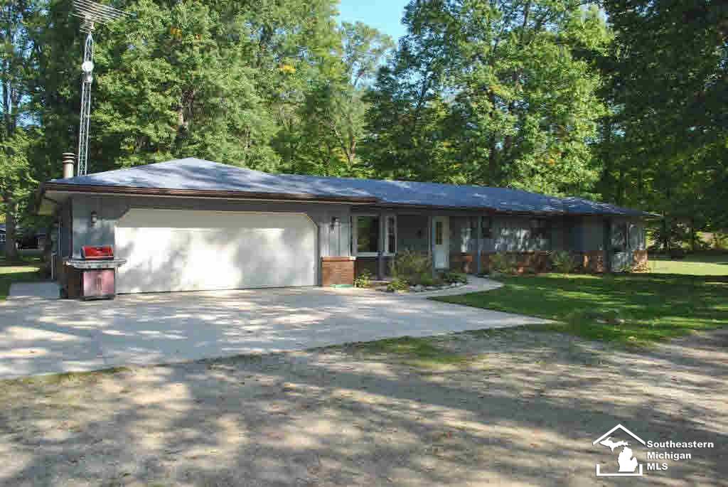 13140 West Dunbar Road Dundee, MI 48131 - Photo 1 of 24 Gallery Image 1