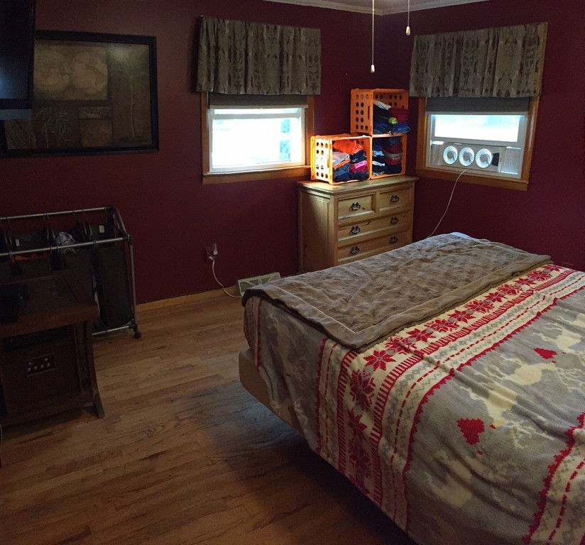 8 Fordham Street Springfield, MA 01104 - Photo 8 of 14
