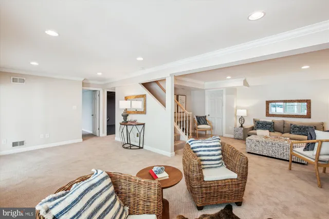 $5,900 | 11801 River Drive, Lorton, VA 22079