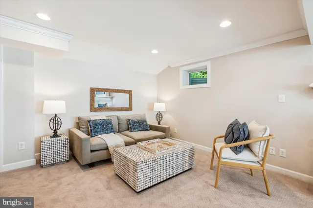 $5,900 | 11801 River Drive, Lorton, VA 22079