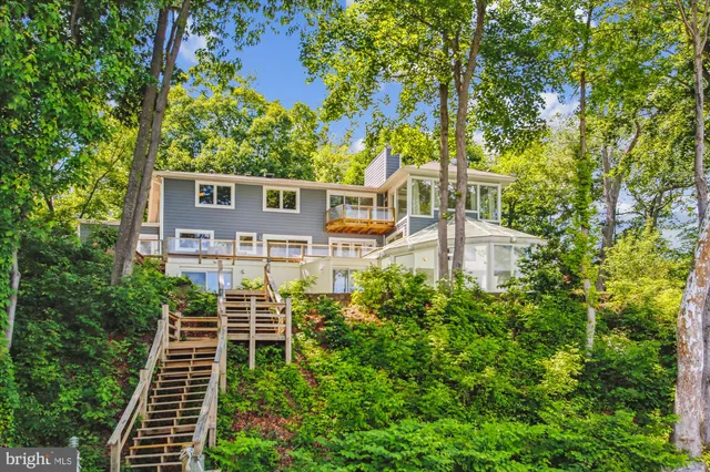 $5,900 | 11801 River Drive, Lorton, VA 22079