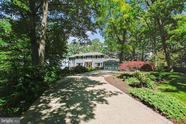 $5,900 | 11801 River Drive, Lorton, VA 22079