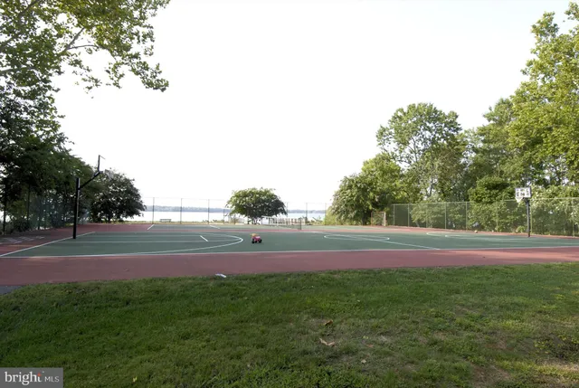 $5,900 | 11801 River Drive, Lorton, VA 22079