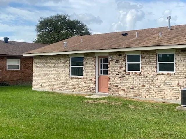 $174,900 | 3005 Mt Kennedy Drive, Marrero, LA 70072