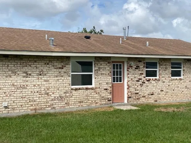$174,900 | 3005 Mt Kennedy Drive, Marrero, LA 70072