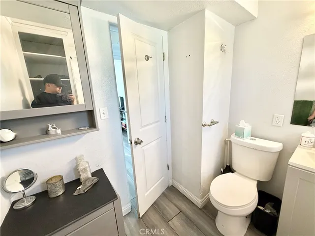 an empty room with a empty space and windows