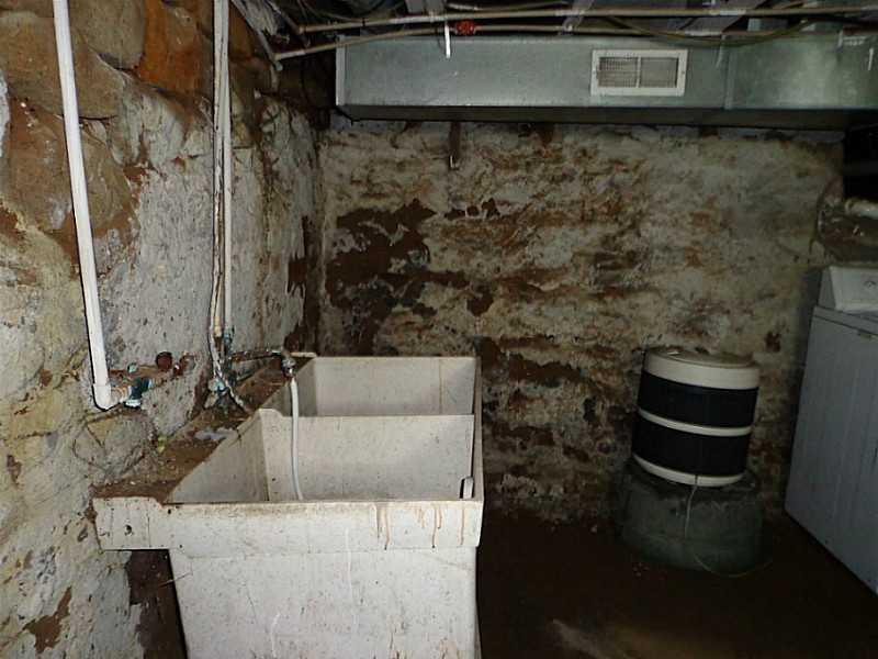 802 1st Street East Rochester, PA 15074 - Photo 17 of 24 Basement/Game Room. Laundry Area