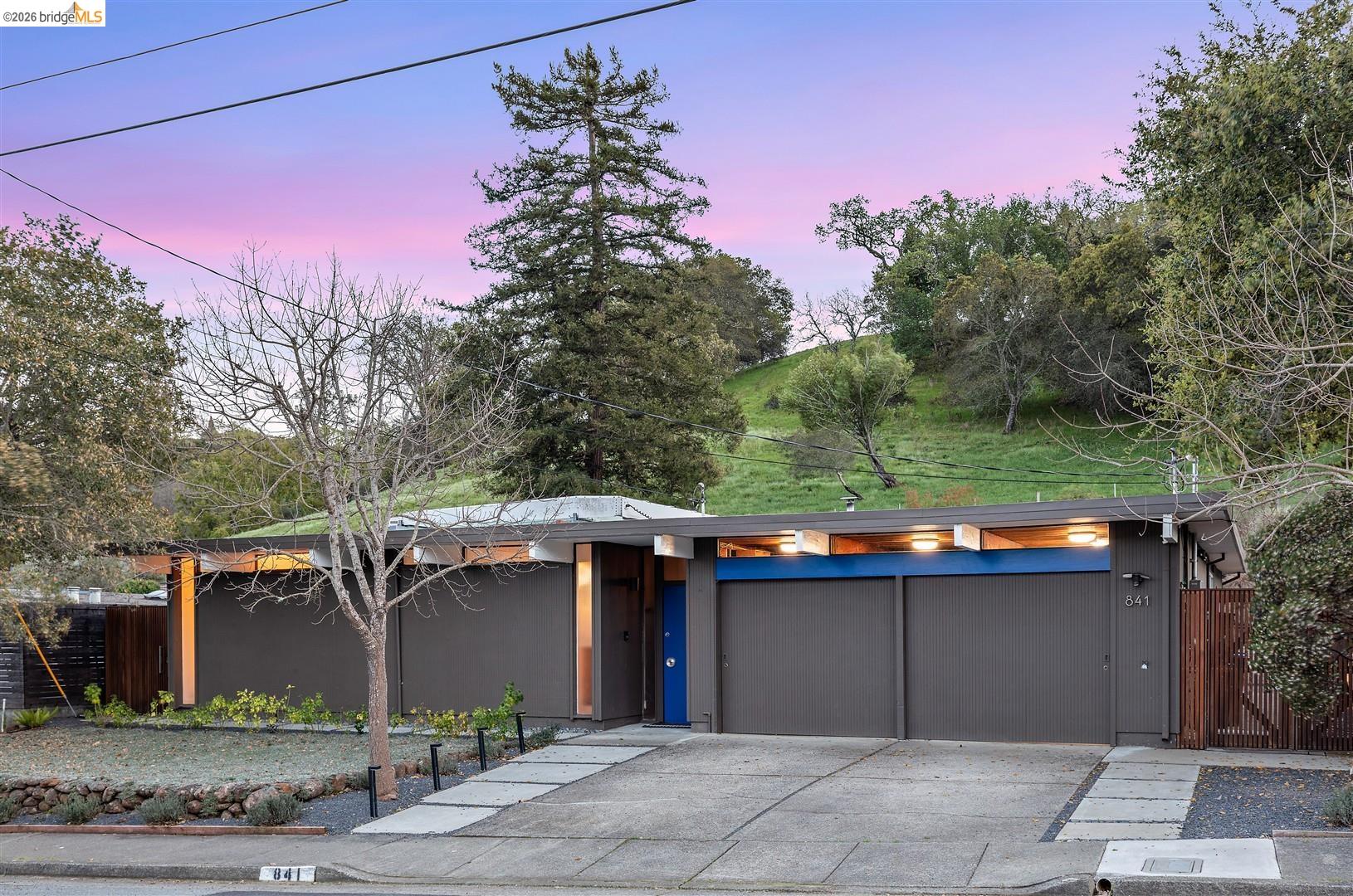 841 Montecillo Road San Rafael, CA 94903 - Photo 2 of 49 front view of a house with a street