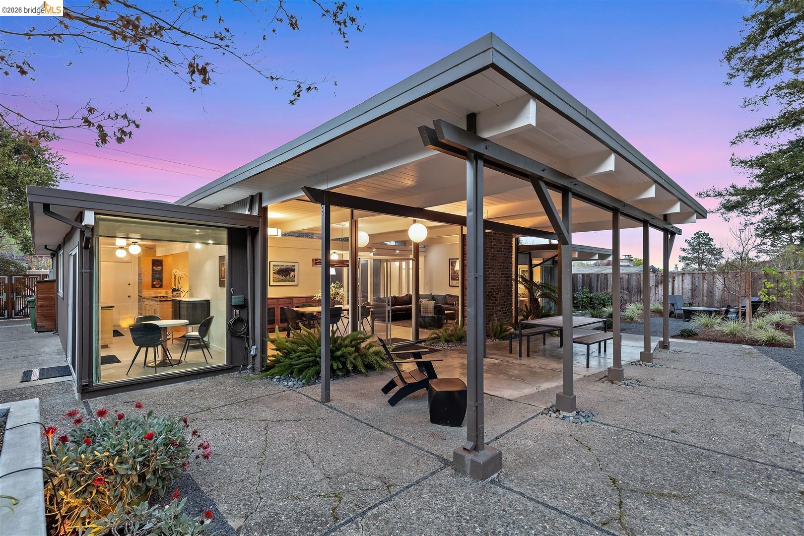 841 Montecillo Road San Rafael, CA 94903 - Photo 34 of 49 a view of a tables and chairs in patio