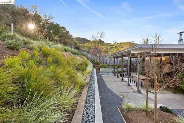 $1,549,000 | 841 Montecillo Road, San Rafael, CA 94903