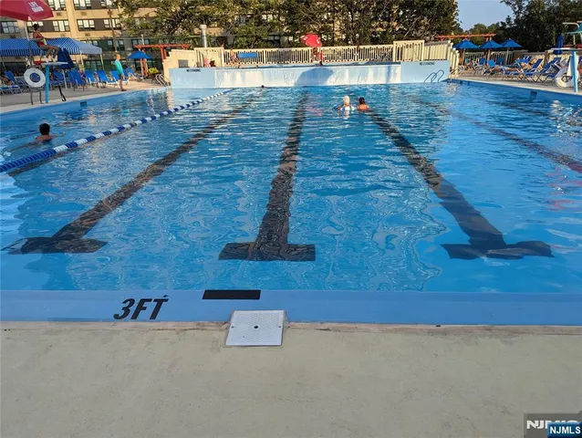 $369,000 | 555 North Avenue, Unit 22R, Fort Lee, NJ 07024