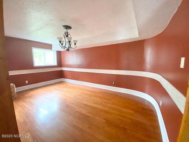 107 Laran Road Jacksonville, NC 28540 - Photo 8 of 47 Dining Room