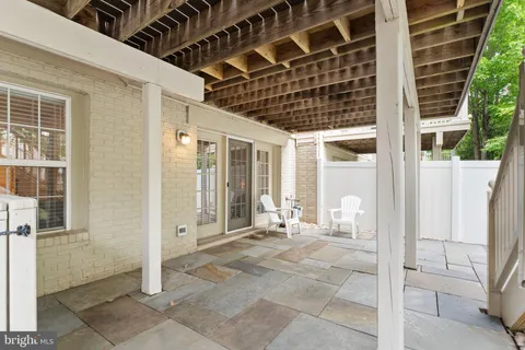 $890,000 | 43423 Wild Dunes Square, Leesburg, VA 20176