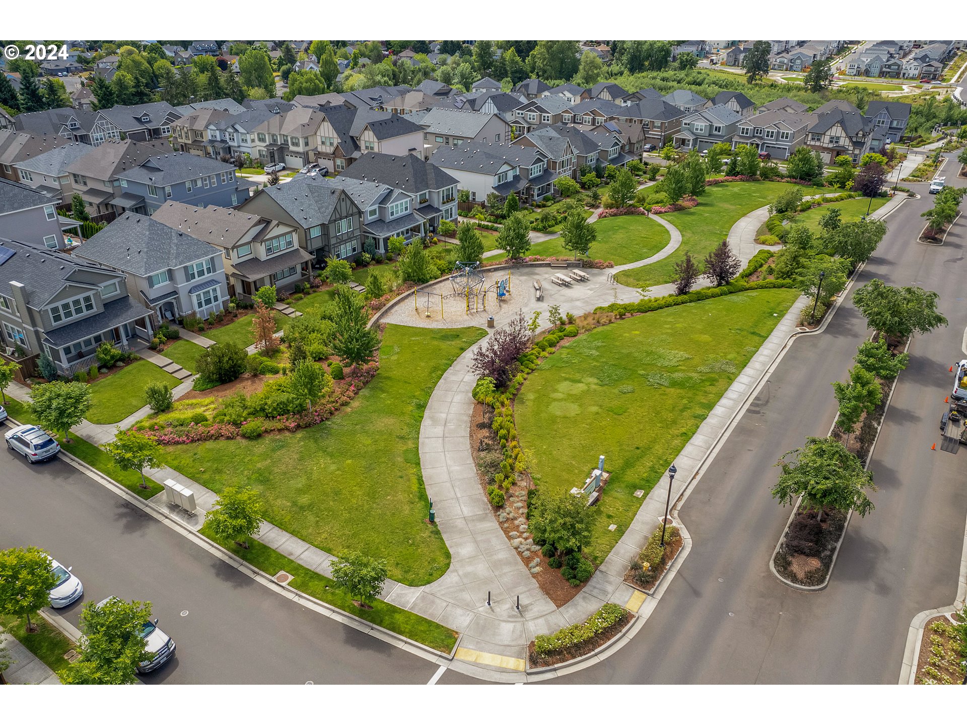 16937 Southwest Friendly Lane Beaverton, OR 97007 - Photo 23 of 44 an aerial view of a swimming pool