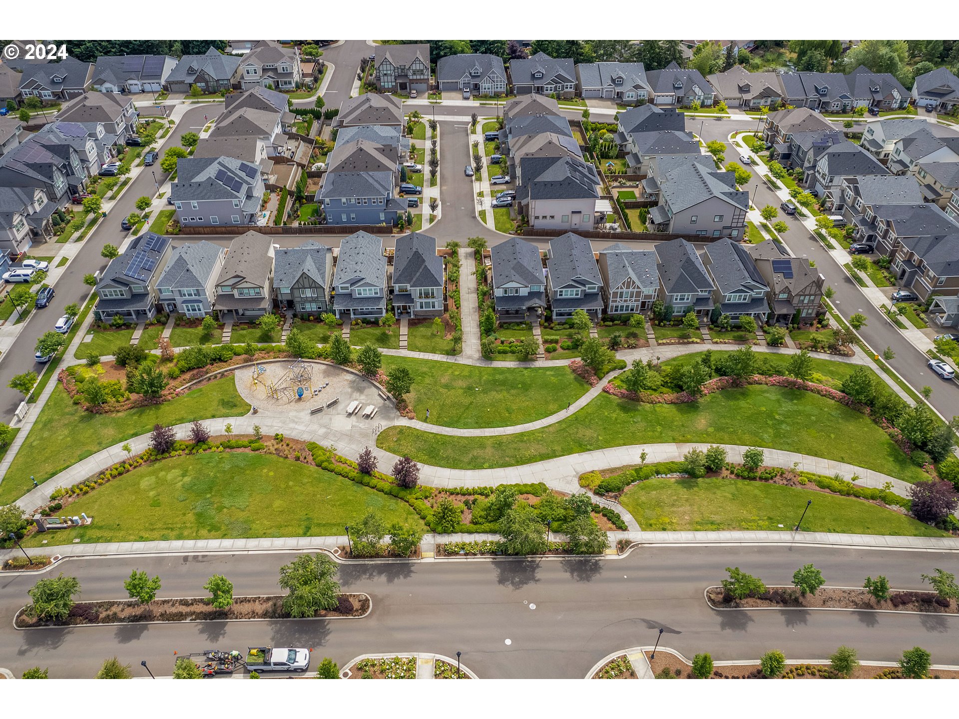 16937 Southwest Friendly Lane Beaverton, OR 97007 - Photo 31 of 44 an aerial view of a