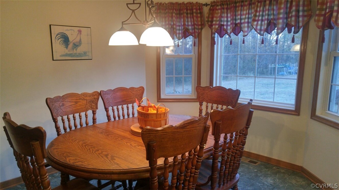 13488 Old Stage Road Hopewell, VA 23860 - Photo 15 of 42 Gallery Image 15