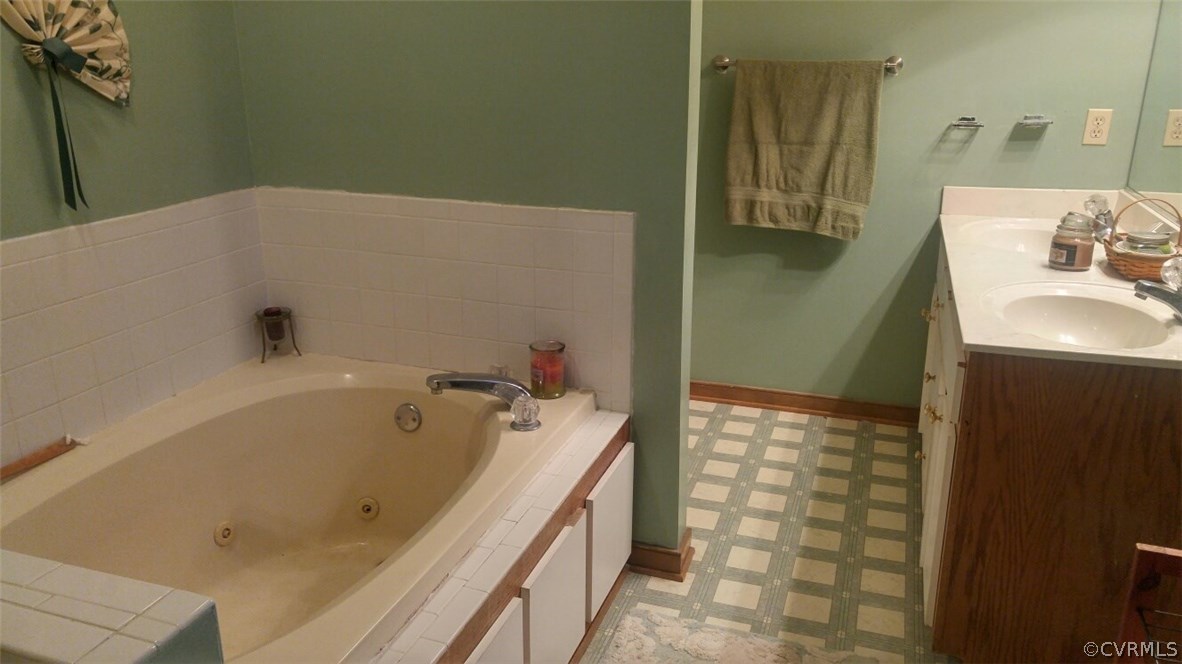 13488 Old Stage Road Hopewell, VA 23860 - Photo 27 of 42 Gallery Image 27