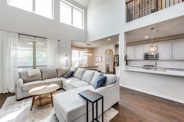 $449,000 | 7336 Desert Willow Drive, Denton, TX 76208