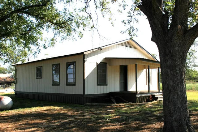 $414,900 | 181 Main Street, Paige, TX 78659