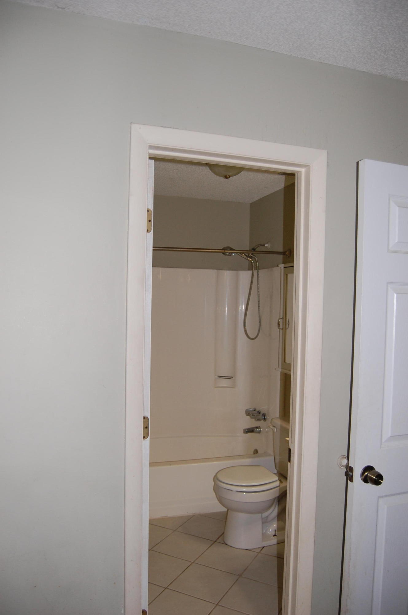 135 Manchester Road Summerville, SC 29486 - Photo 16 of 19 DSC_0040