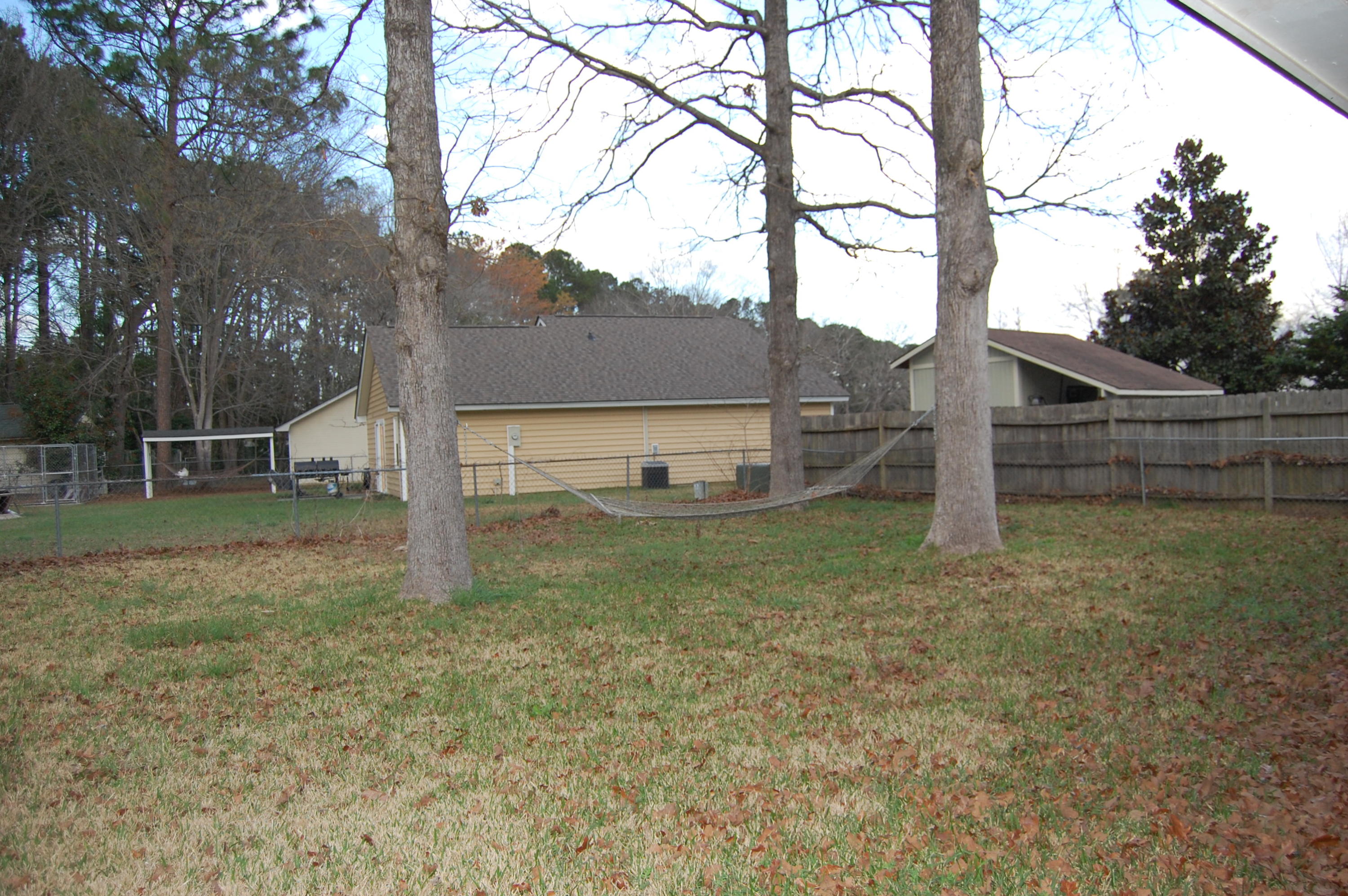 135 Manchester Road Summerville, SC 29486 - Photo 19 of 19 DSC_0045