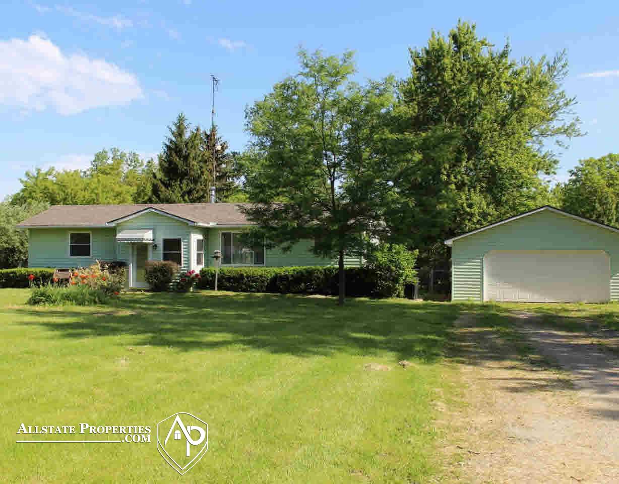 11479 East Carpenter Road Davison, MI 48423 - Photo 2 of 4 21303391-1.JPG
