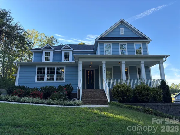 $740,000 | 4237 Island Fox Lane, Denver, NC 28037