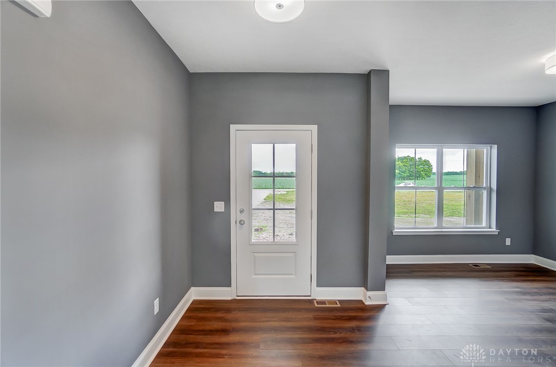 5227 Fowler Road Springfield, OH 45502 - Photo 9 of 51
