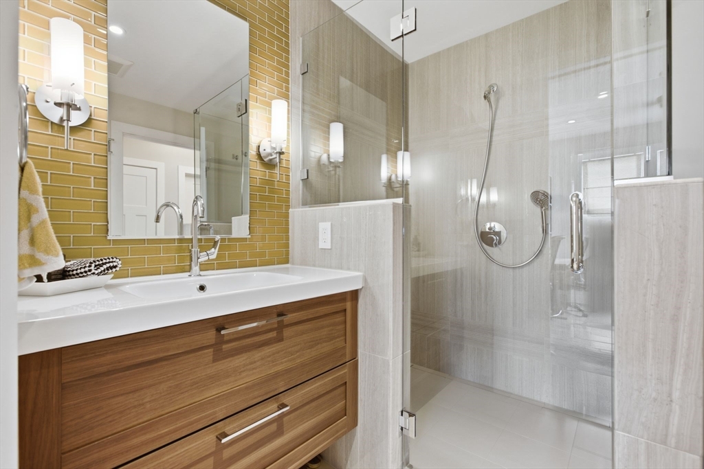 15 George Street Reading, MA 01867 - Photo 22 of 41