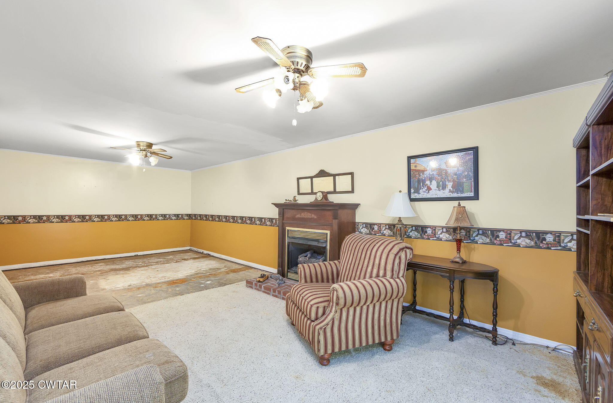 189 Valley Oak Loop Jackson, TN 38305 - Photo 17 of 22 a living room with furniture