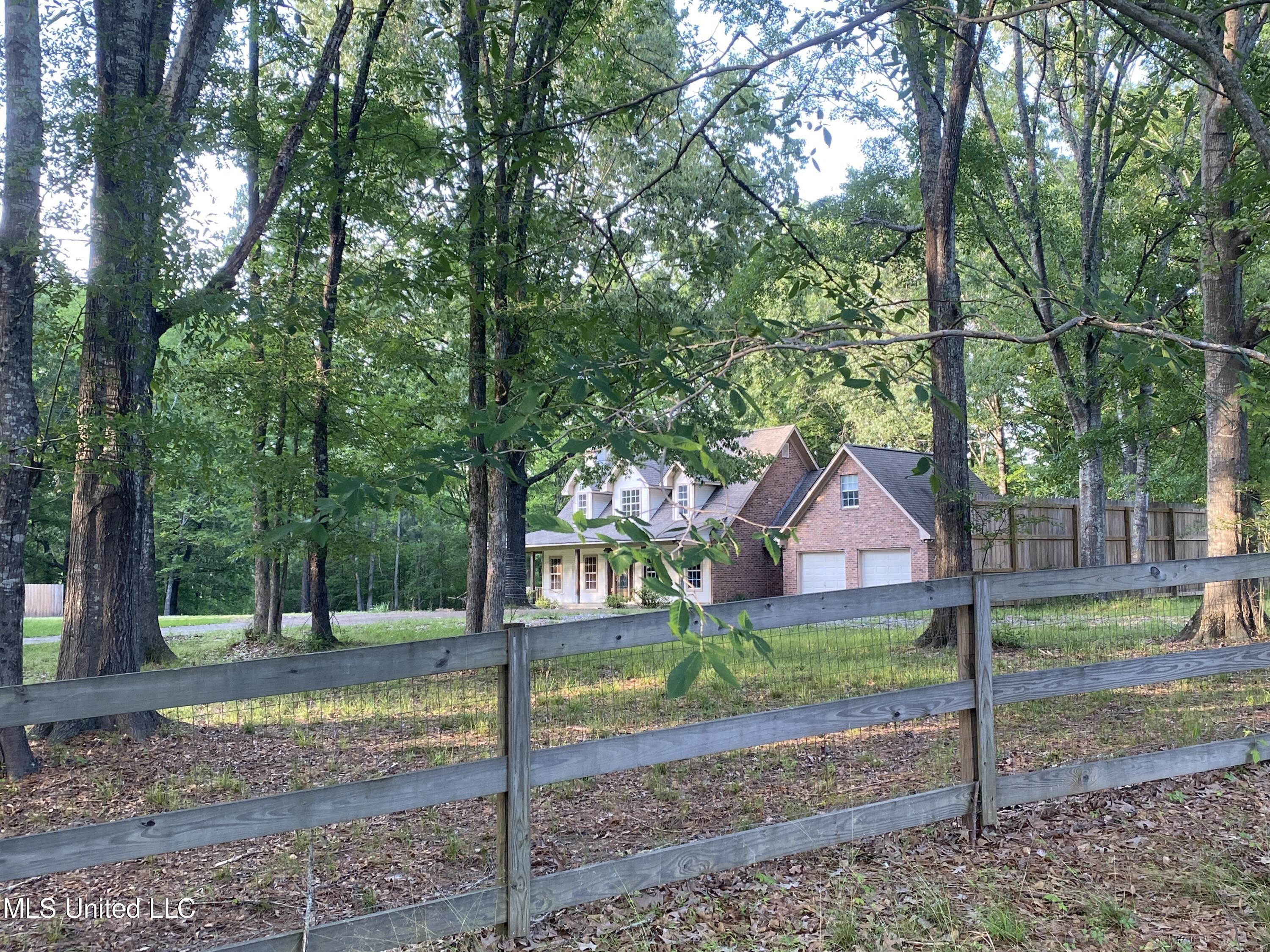 274 Pine Tree Lane Ridgeland, MS 39157 - Photo 3 of 48 274 Pine Tree street view