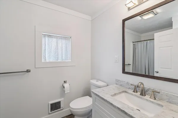 $349,900 | 8590 Greenfield Highway, Bellevue, MI 49021