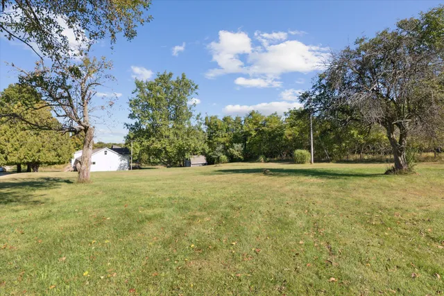 $349,900 | 8590 Greenfield Highway, Bellevue, MI 49021