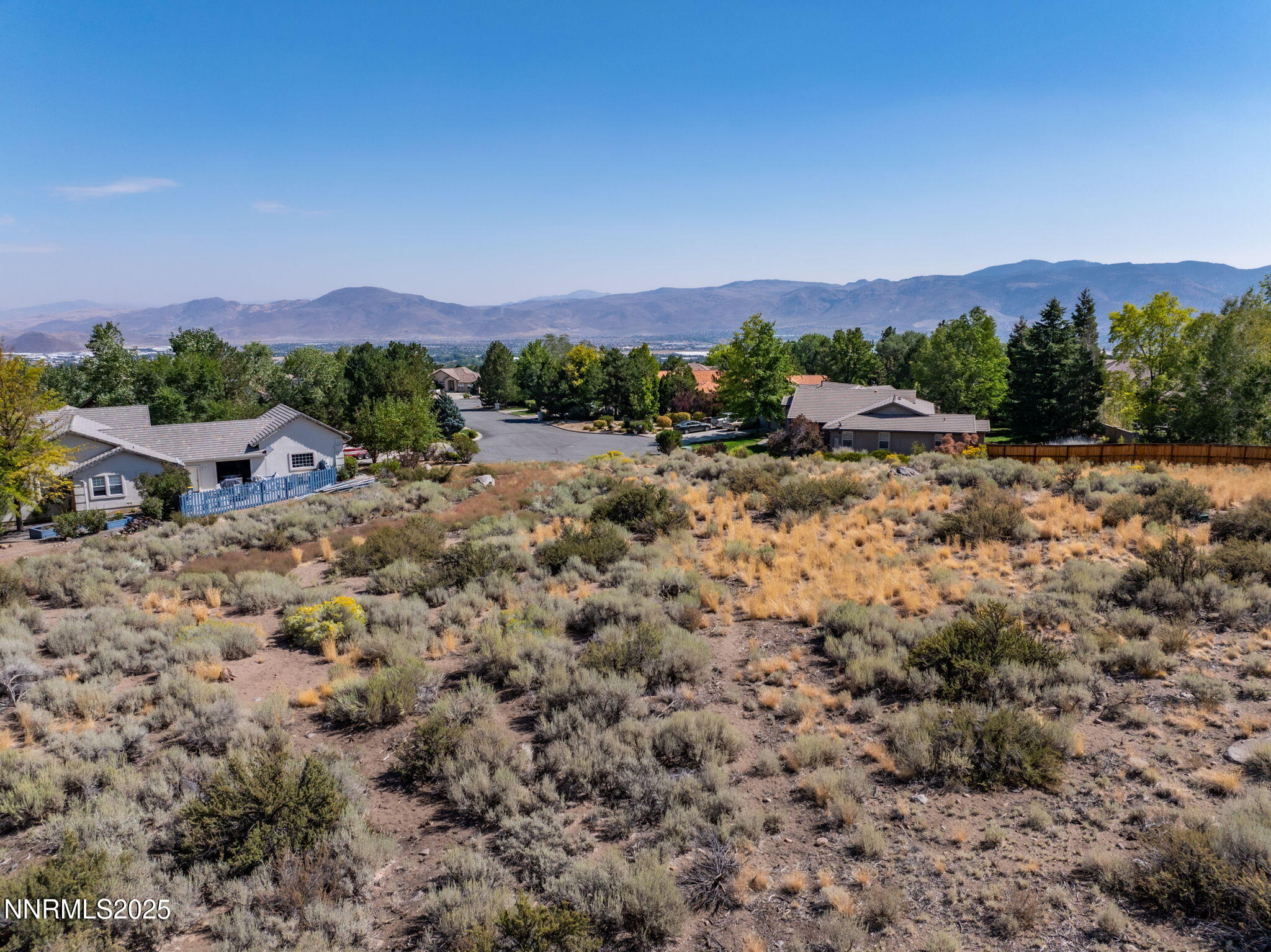 12 Autumn Court Reno, NV 89511 - Photo 11 of 18 9-web-or-mls-12 Autumn Ct-15