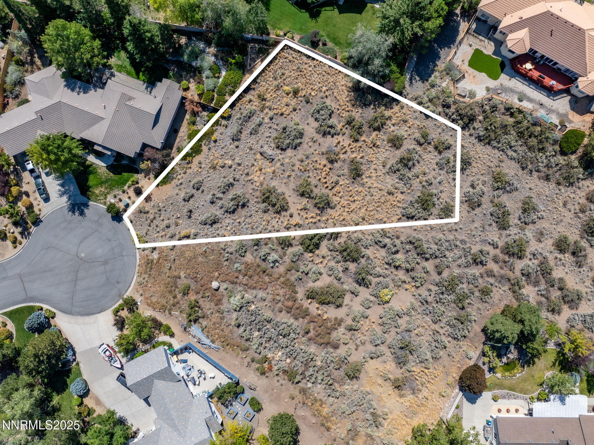 12 Autumn Court Reno, NV 89511 - Photo 3 of 18 18-web-or-mls-12 Autumn Ct-11 lot line