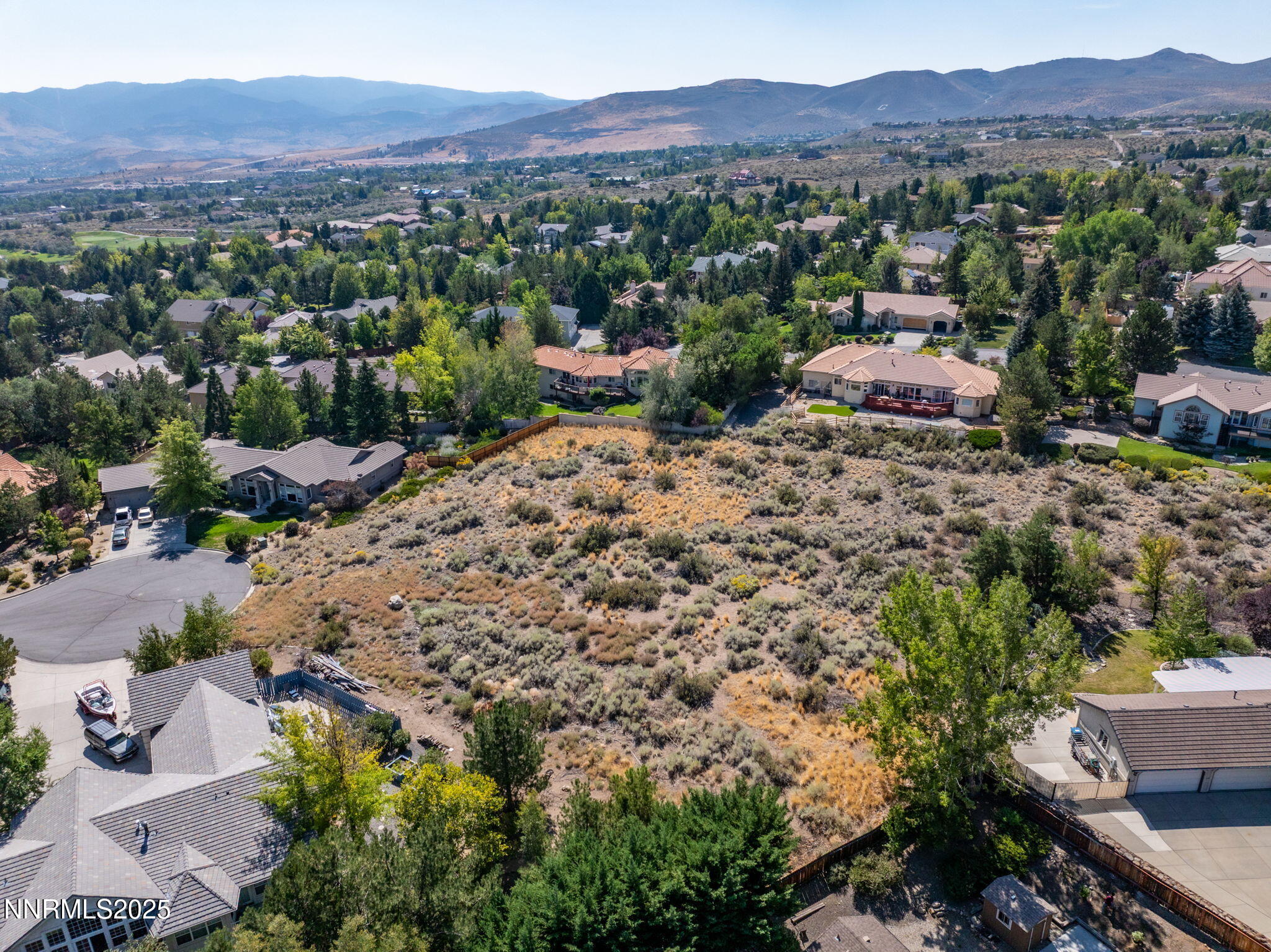 12 Autumn Court Reno, NV 89511 - Photo 8 of 18 6-web-or-mls-12 Autumn Ct-10