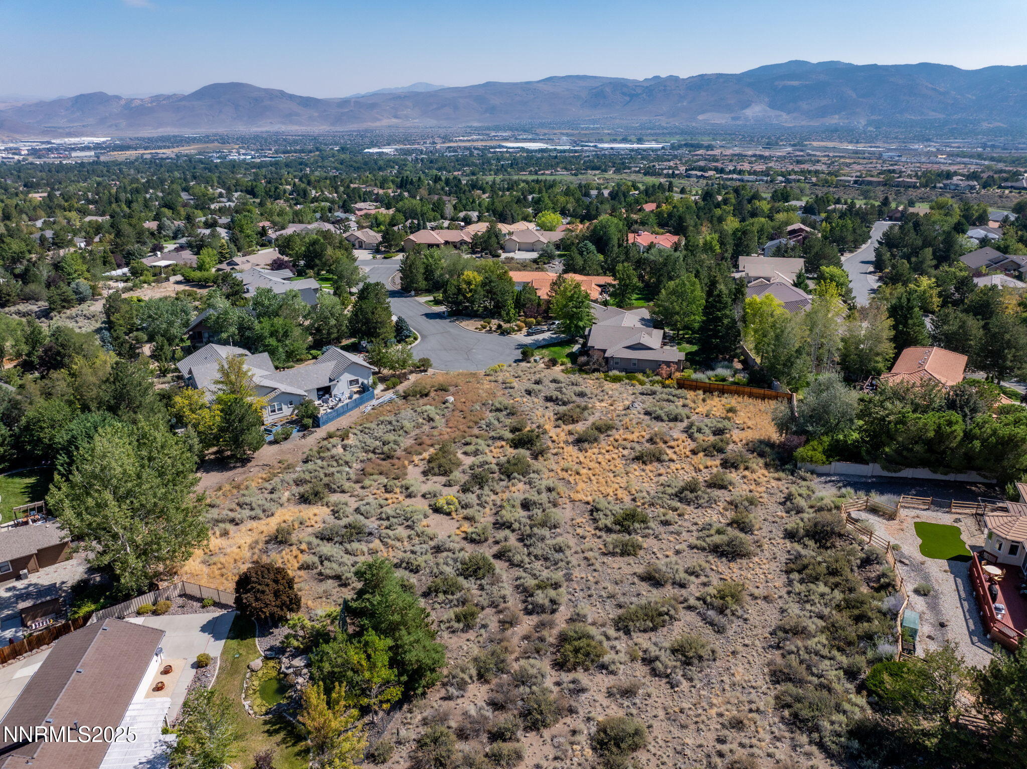 12 Autumn Court Reno, NV 89511 - Photo 10 of 18 8-web-or-mls-12 Autumn Ct-8