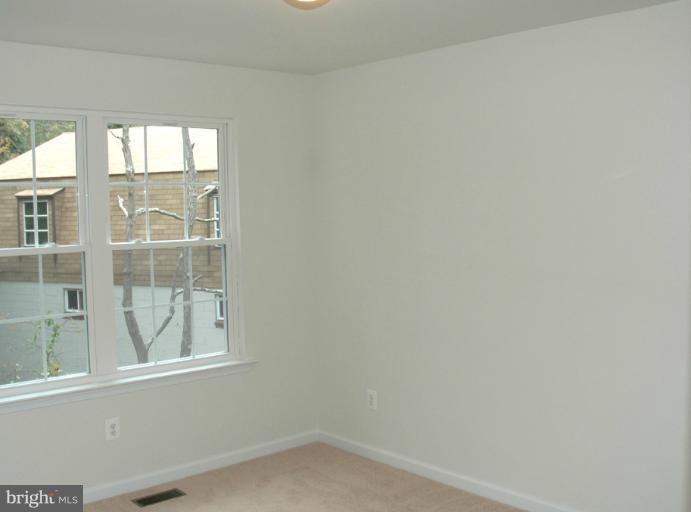 161 Ryan Road Pasadena, MD 21122 - Photo 11 of 16 Bedroom #2 on main level.