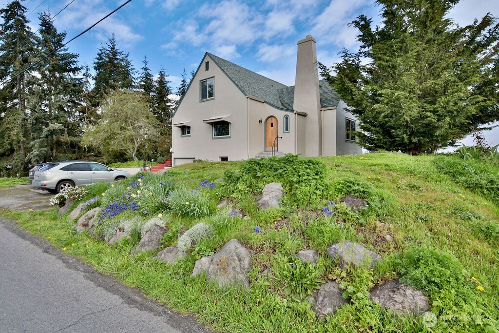 1430 West Hendrickson Road Sequim, WA 98382 - Photo 1 of 40 Gallery Image 1