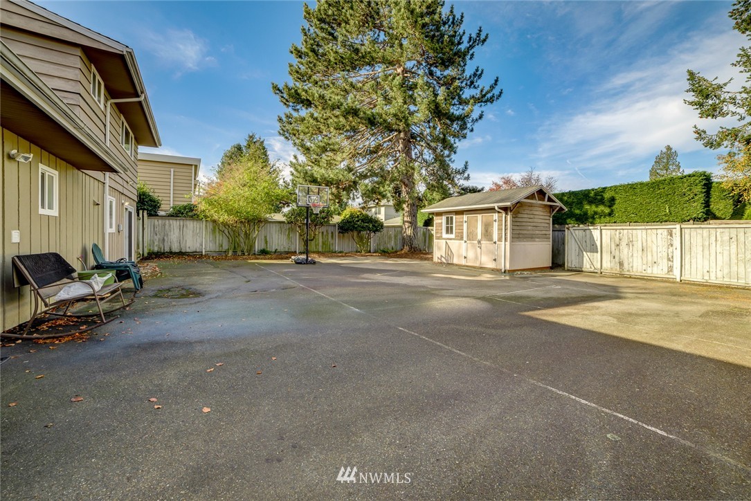 849 Sprague Street Edmonds, WA 98020 - Photo 3 of 25 Gallery Image 3