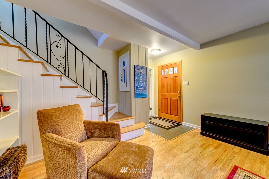 849 Sprague Street Edmonds, WA 98020 - Photo 5 of 25 Gallery Image 5