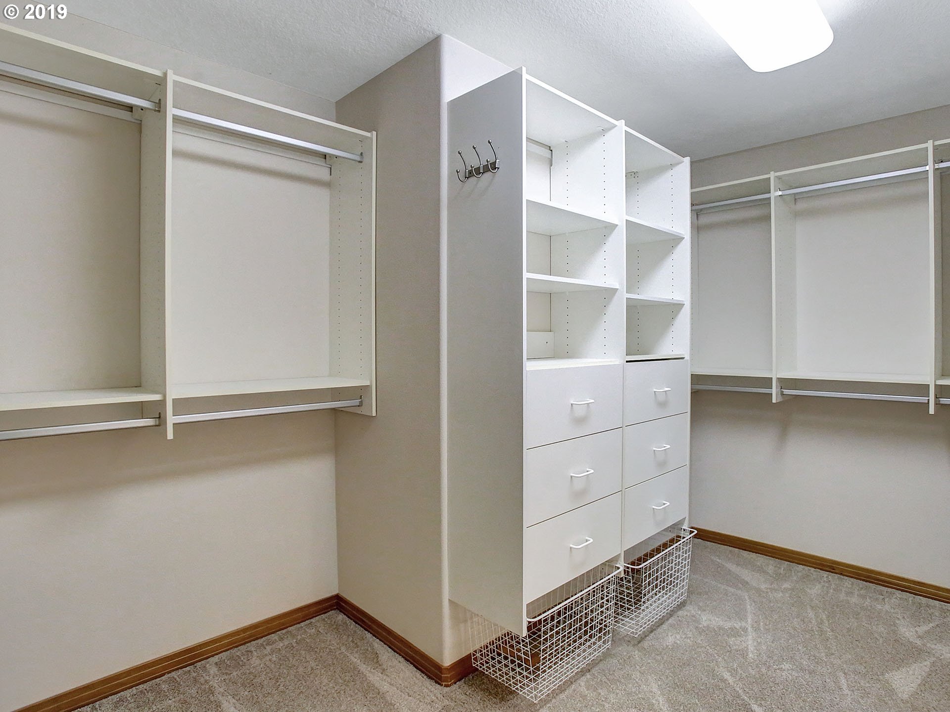 13047 Knaus Road Lake Oswego, OR 97034 - Photo 15 of 29 Gallery Image 15