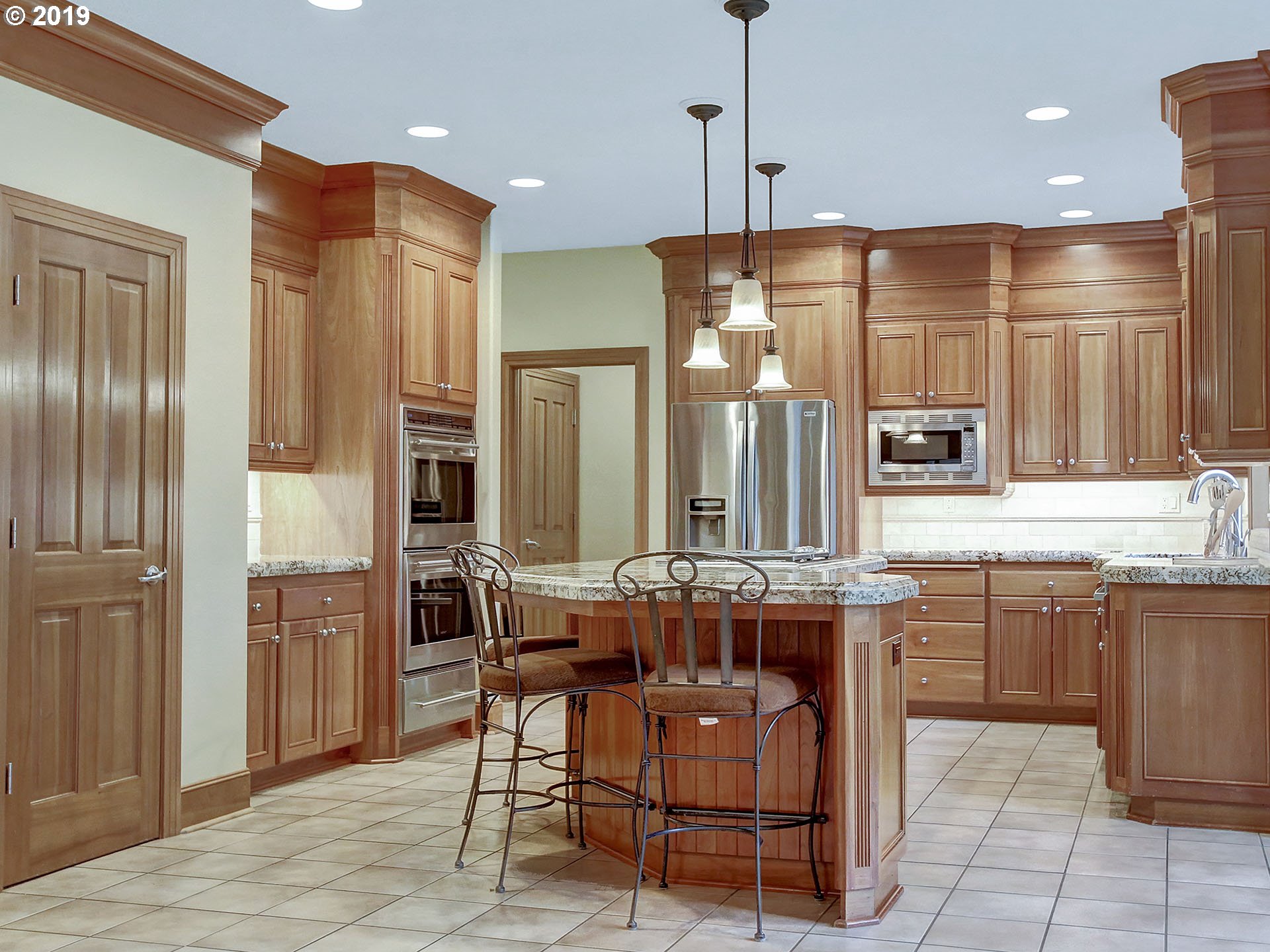 13047 Knaus Road Lake Oswego, OR 97034 - Photo 6 of 29 Gallery Image 6
