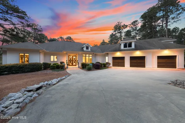 $2,400,000 | 100 El Dorado Street, Pinehurst, NC 28374