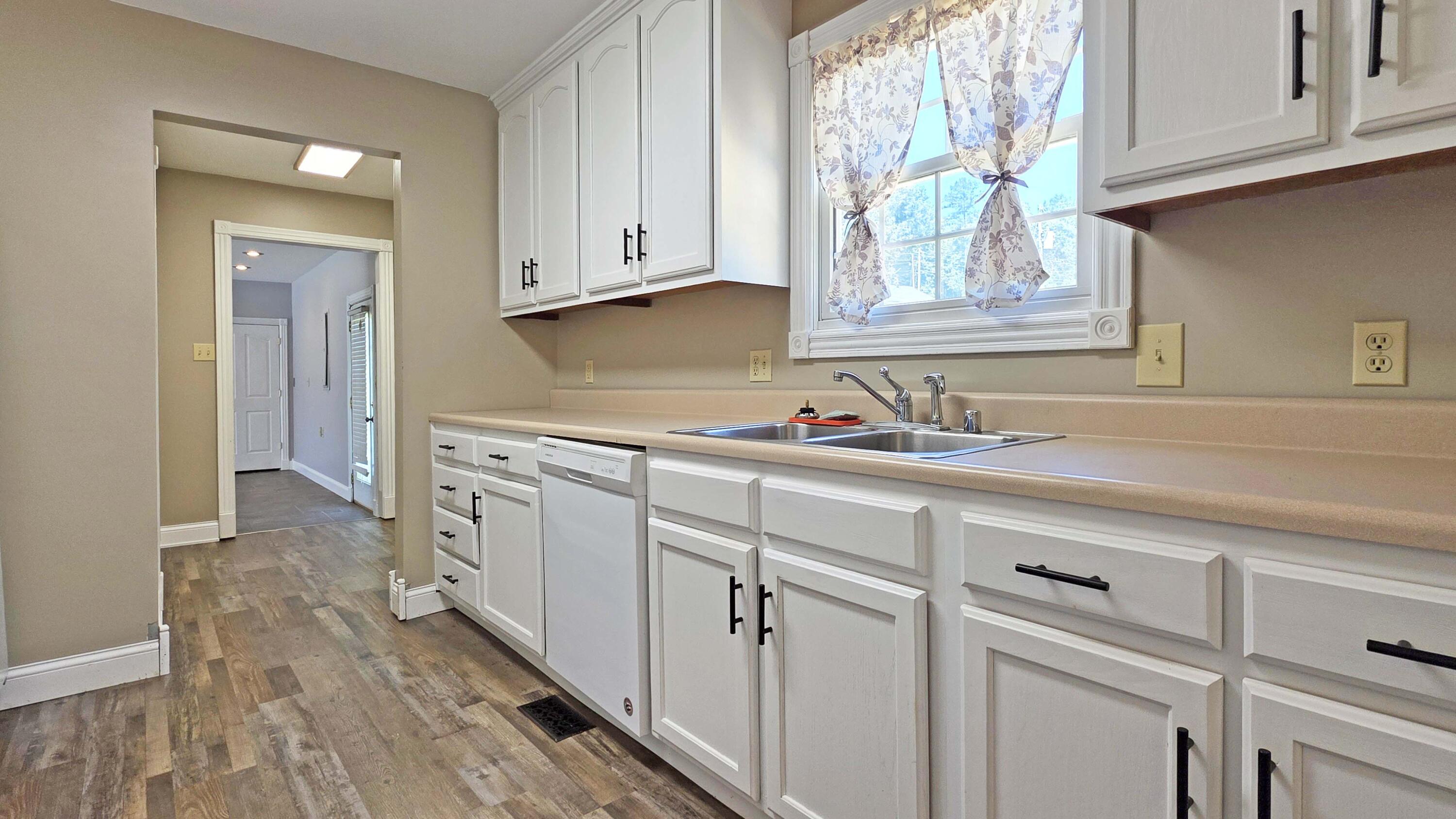 1301 Sasser School Road London, KY 40744 - Photo 11 of 42 27