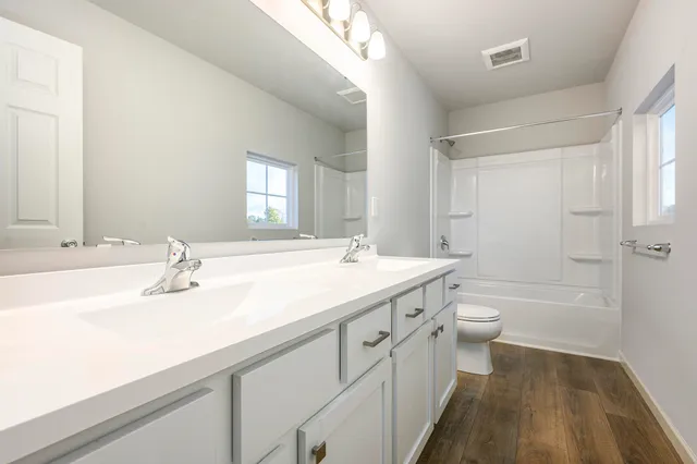 $349,900 | 48265 Silver Oaks Boulevard, Mattawan, MI 49071